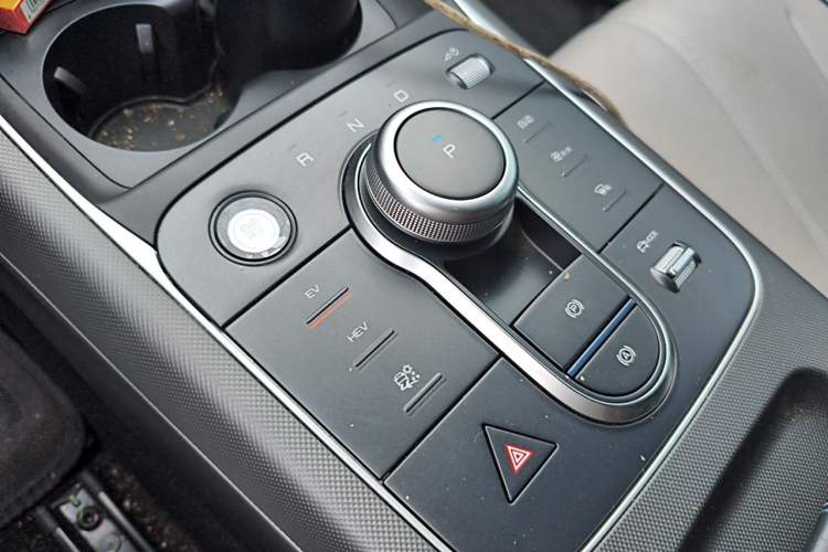 Used BYD Destroyer 05 2024 HONOR Edition DM-i 55KM Luxury Model Gear Lever
