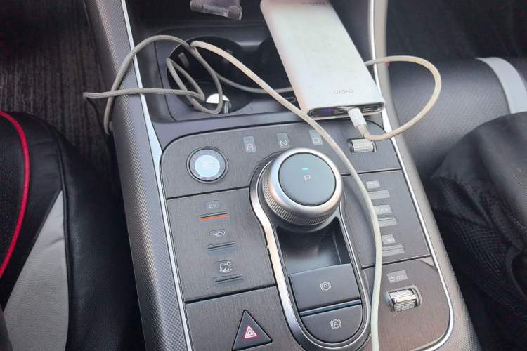 Used BYD Destroyer 05 2024 HONOR Edition DM-i 55KM Luxury Model Gear Lever