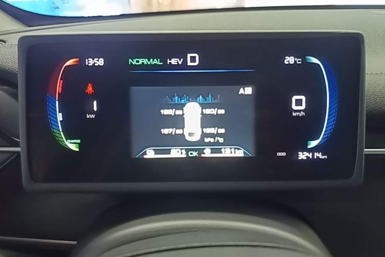 Used BYD Destroyer 05 2024 HONOR Edition DM-i 55KM Luxury Model Instrument Cluster