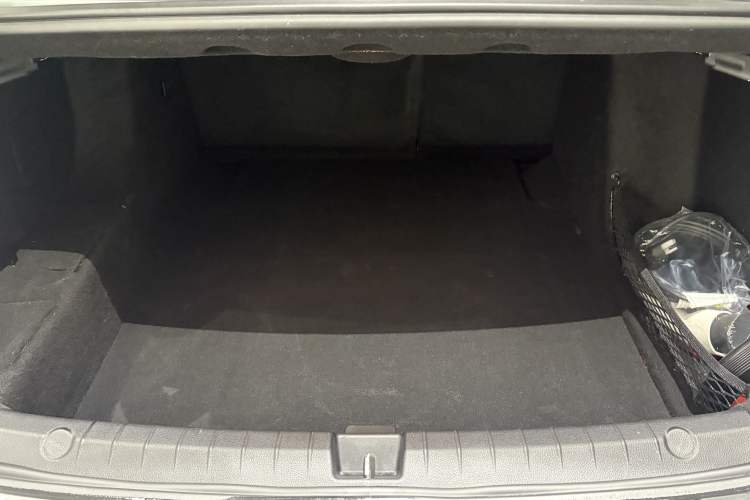 Used BYD Destroyer 05 2024 HONOR Edition DM-i 55KM Luxury Model Interior 12
