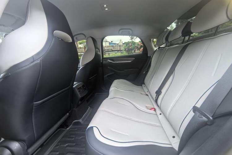 Used BYD Destroyer 05 2024 HONOR Edition DM-i 55KM Luxury Model Interior 2