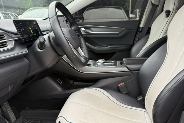 Used BYD Destroyer 05 2024 HONOR Edition DM-i 55KM Luxury Model Interior 2