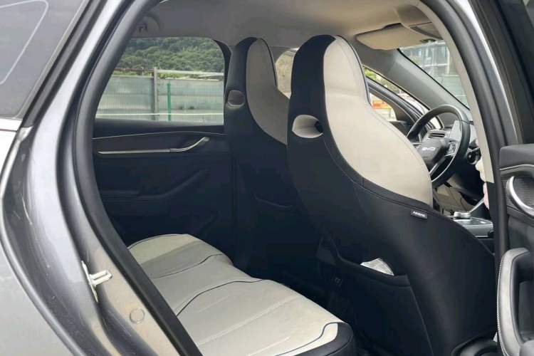 Used BYD Destroyer 05 2024 HONOR Edition DM-i 55KM Luxury Model Interior 2