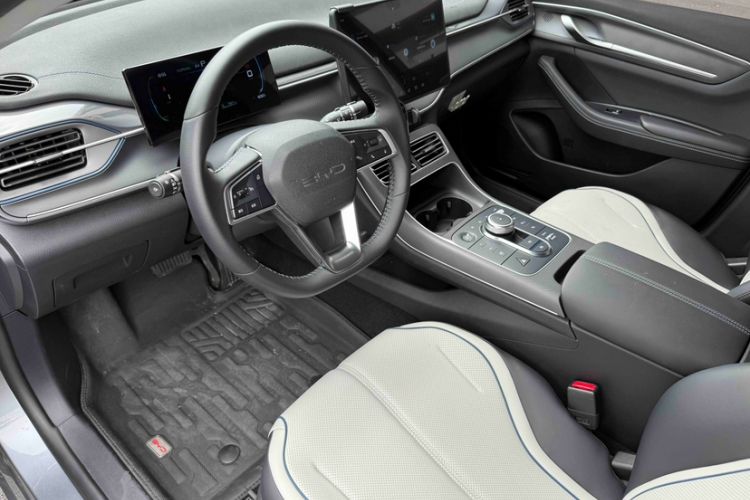 Used BYD Destroyer 05 2024 HONOR Edition DM-i 55KM Luxury Model Interior 3