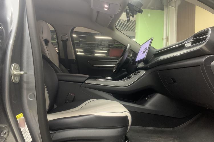 Used BYD Destroyer 05 2024 HONOR Edition DM-i 55KM Luxury Model Interior 4