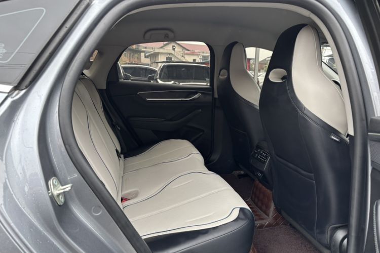 Used BYD Destroyer 05 2024 HONOR Edition DM-i 55KM Luxury Model Interior 6