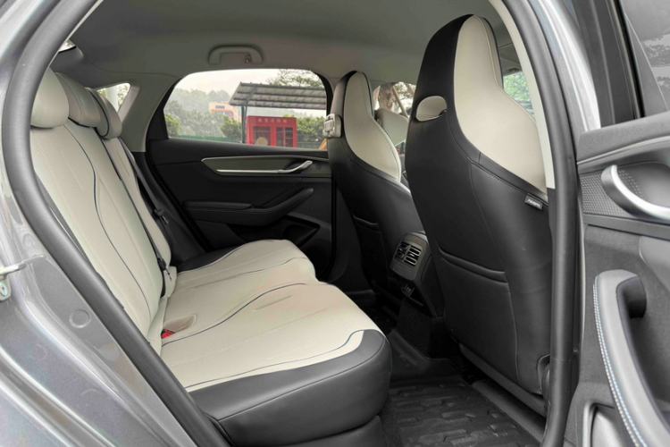 Used BYD Destroyer 05 2024 HONOR Edition DM-i 55KM Luxury Model Interior 9