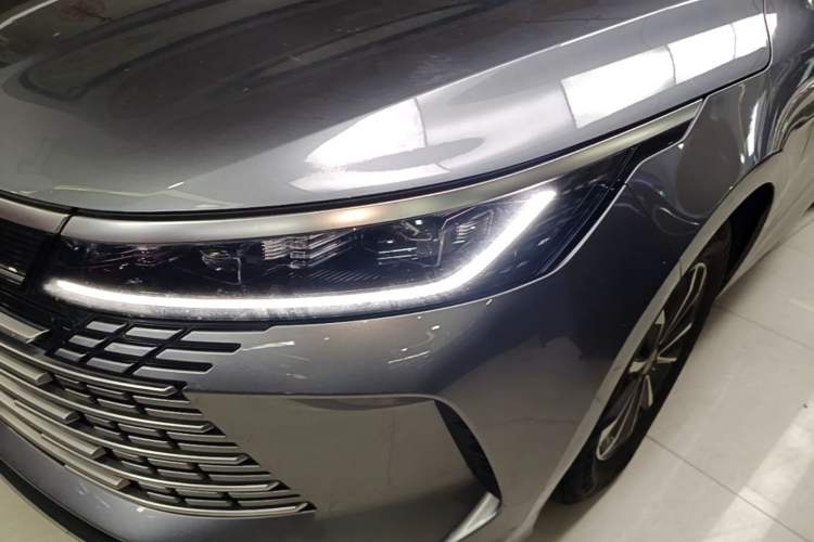 Used BYD Destroyer 05 2024 HONOR Edition DM-i 55KM Luxury Model Left Front Headlight