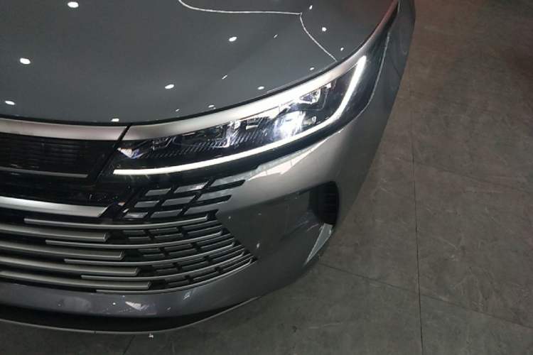 Used BYD Destroyer 05 2024 HONOR Edition DM-i 55KM Luxury Model Left Front Headlight