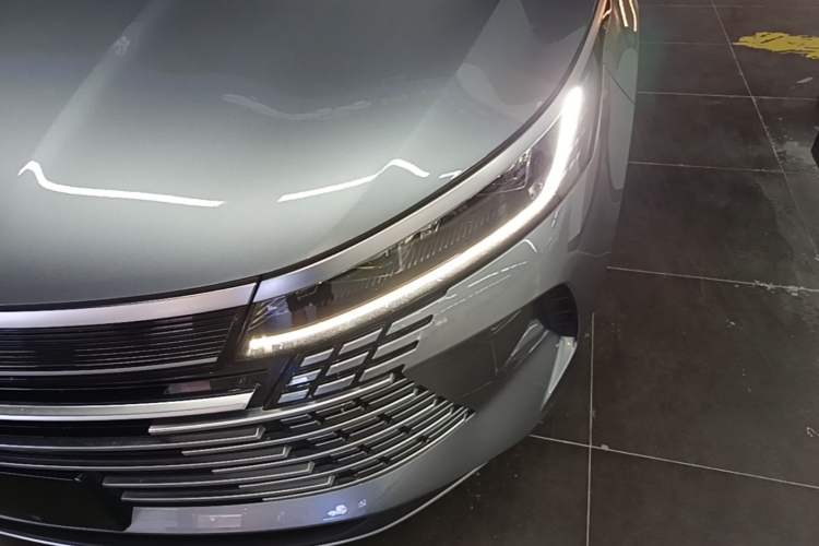 Used BYD Destroyer 05 2024 HONOR Edition DM-i 55KM Luxury Model Left Front Headlight