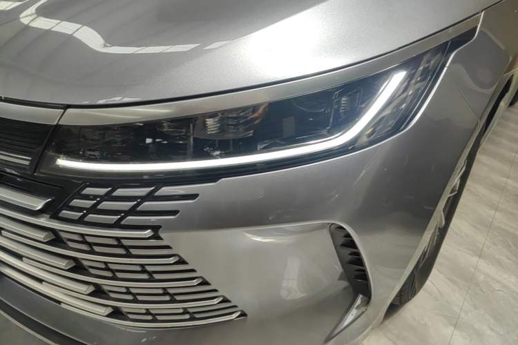 Used BYD Destroyer 05 2024 HONOR Edition DM-i 55KM Luxury Model Left Front Headlight