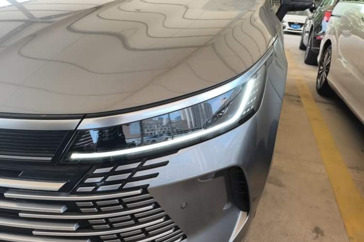 Used BYD Destroyer 05 2024 HONOR Edition DM-i 120KM Prestige Model Left Front Headlight