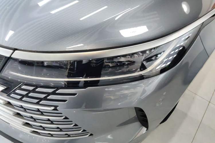 Used BYD Destroyer 05 2024 HONOR Edition DM-i 55KM Luxury Model Left Front Headlight