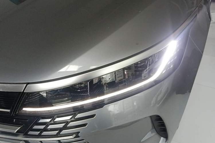 Used BYD Destroyer 05 2024 HONOR Edition DM-i 55KM Luxury Model Left Front Headlight