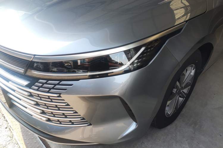 Used BYD Destroyer 05 2024 HONOR Edition DM-i 55KM Luxury Model Left Front Headlight