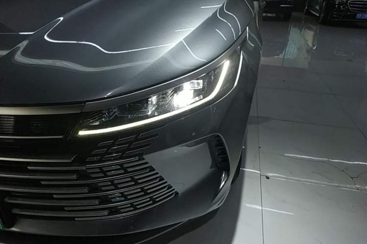 Used BYD Destroyer 05 2024 Honor Edition DM-i 120KM Luxury Model Left Front Headlight