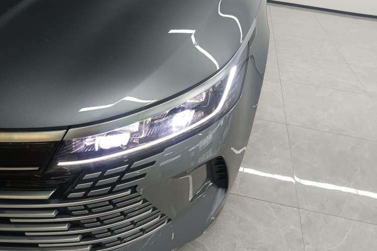 Used BYD Destroyer 05 2024 HONOR Edition DM-i 55KM Luxury Model Left Front Headlight