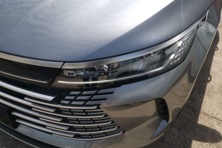 Used BYD Destroyer 05 2024 HONOR Edition DM-i 55KM Luxury Model Left Front Headlight