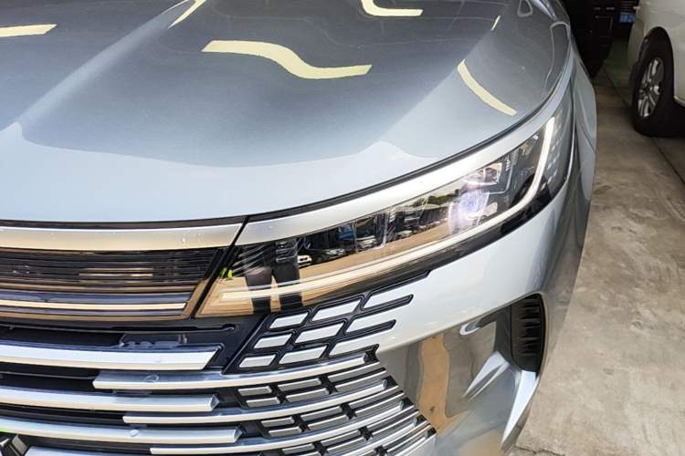 Used BYD Destroyer 05 2024 HONOR Edition DM-i 55KM Luxury Model Left Front Headlight