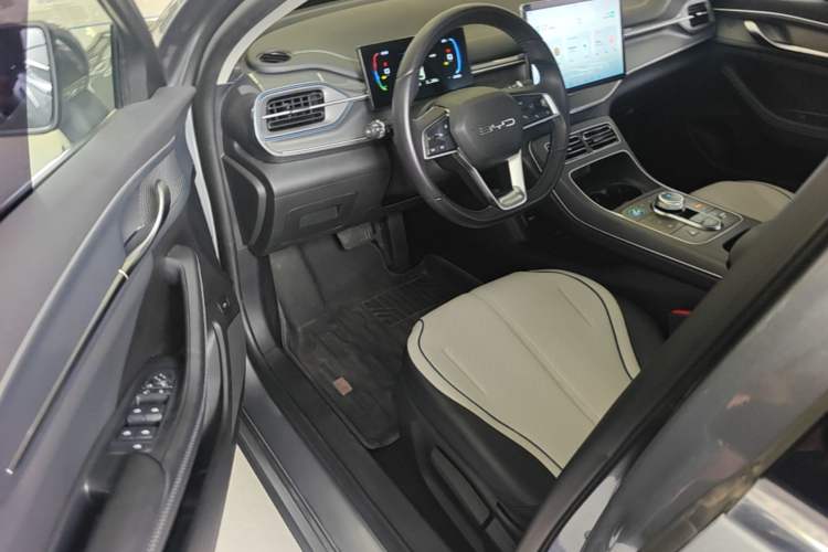 Used BYD Destroyer 05 2024 HONOR Edition DM-i 55KM Luxury Model Left Front Seat