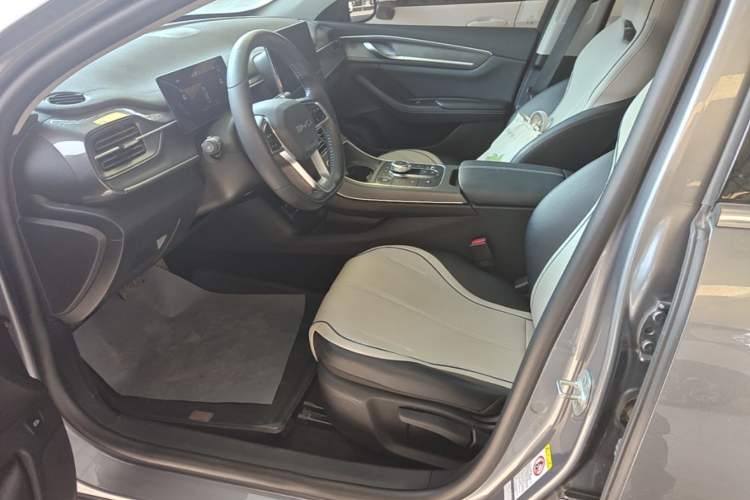 Used BYD Destroyer 05 2024 HONOR Edition DM-i 55KM Luxury Model Left Front Seat