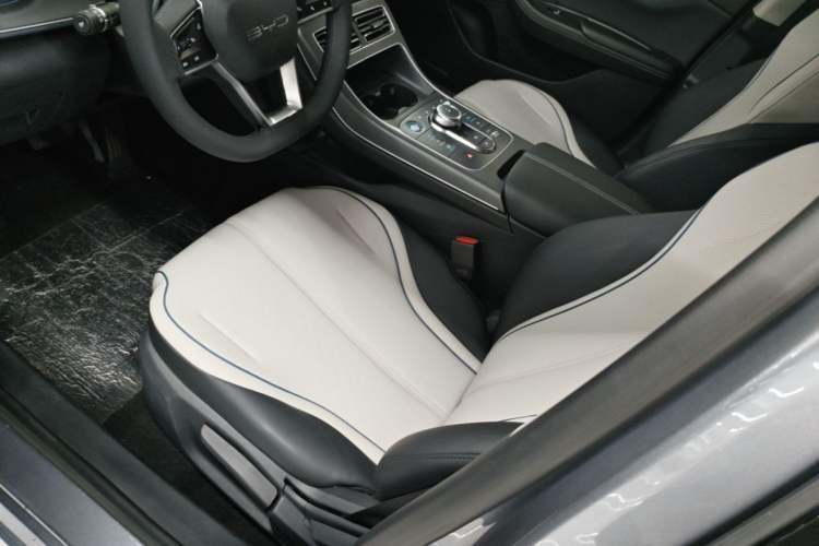Used BYD Destroyer 05 2024 HONOR Edition DM-i 55KM Luxury Model Left Front Seat