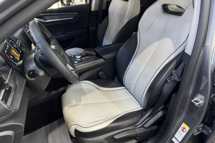 Used BYD Destroyer 05 2024 HONOR Edition DM-i 55KM Luxury Model Left Front Seat