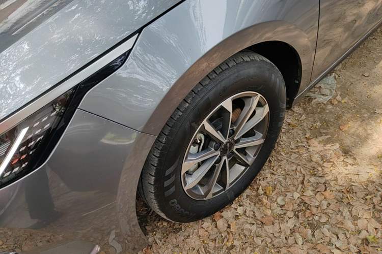 Used BYD Destroyer 05 2024 HONOR Edition DM-i 55KM Luxury Model Left Front Wheel Hub