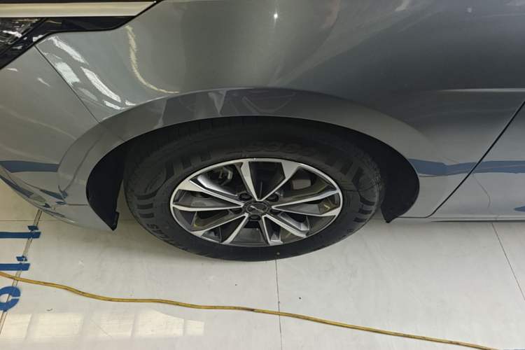 Used BYD Destroyer 05 2024 HONOR Edition DM-i 55KM Luxury Model Left Front Wheel Hub