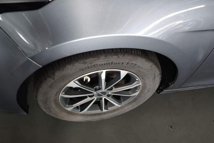 Used BYD Destroyer 05 2024 HONOR Edition DM-i 55KM Luxury Model Left Front Wheel Hub