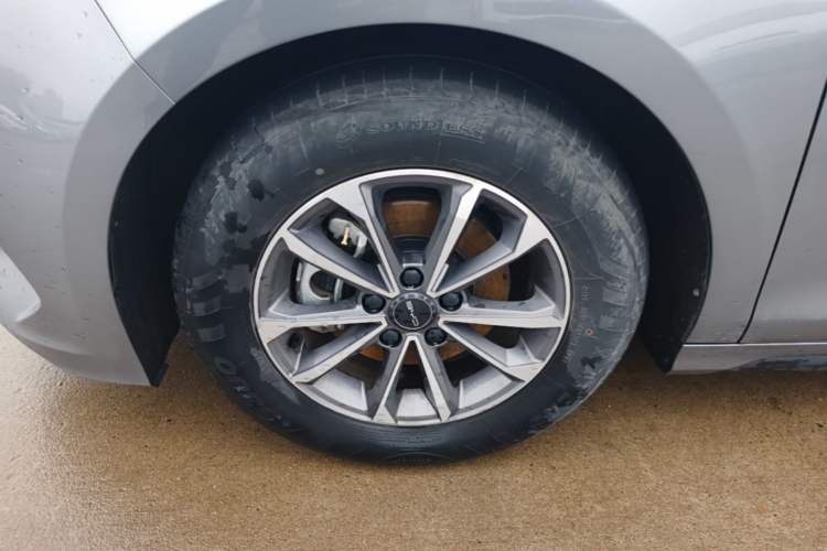 Used BYD Destroyer 05 2024 HONOR Edition DM-i 55KM Luxury Model Left Front Wheel Hub