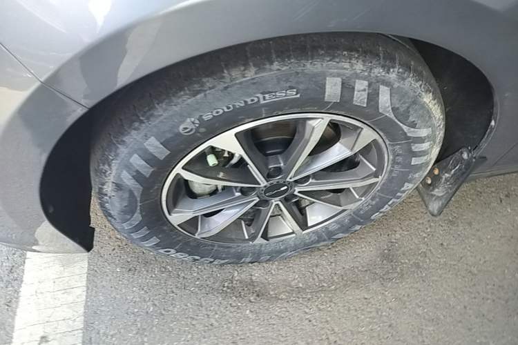 Used BYD Destroyer 05 2024 HONOR Edition DM-i 55KM Luxury Model Left Front Wheel Hub