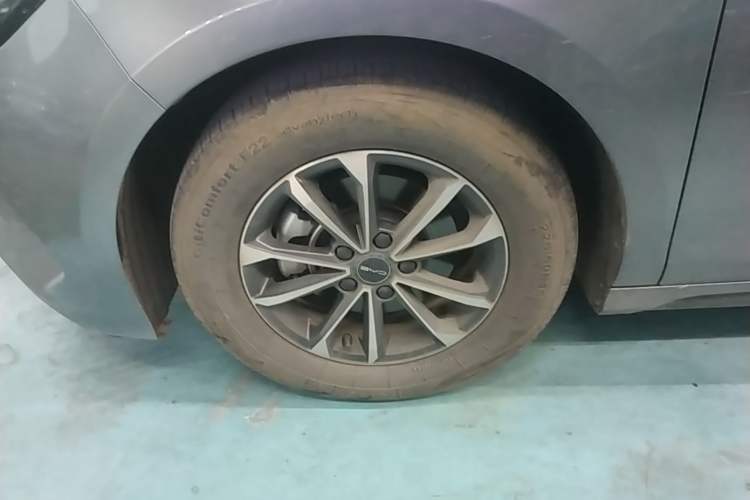 Used BYD Destroyer 05 2024 HONOR Edition DM-i 55KM Luxury Model Left Front Wheel Hub