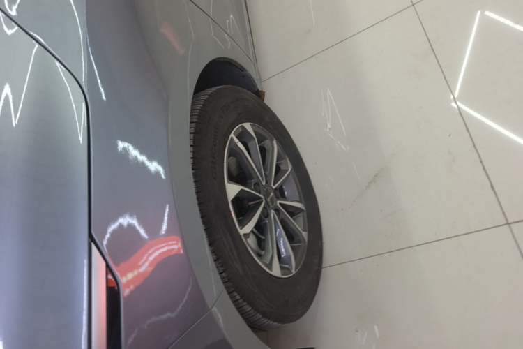 Used BYD Destroyer 05 2024 HONOR Edition DM-i 55KM Luxury Model Left Front Wheel Hub
