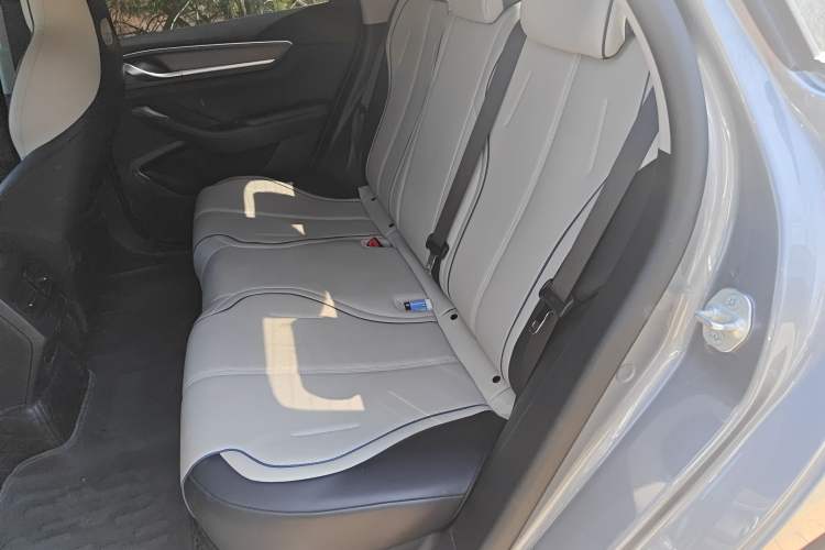 Used BYD Destroyer 05 2024 HONOR Edition DM-i 55KM Luxury Model Left Rear Seat