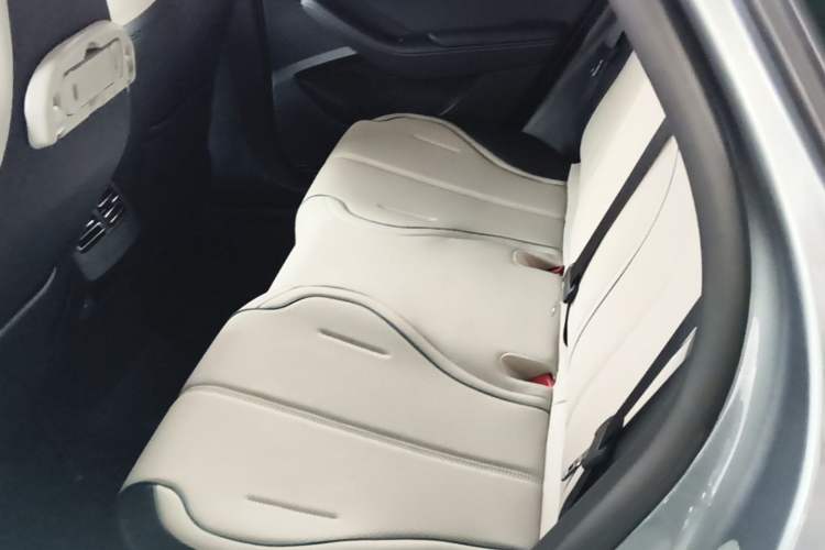 Used BYD Destroyer 05 2024 HONOR Edition DM-i 55KM Luxury Model Left Rear Seat