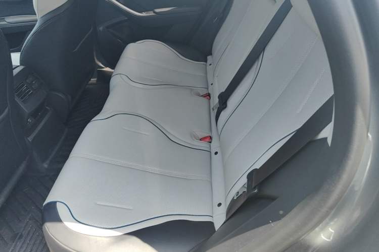 Used BYD Destroyer 05 2024 HONOR Edition DM-i 120KM Prestige Model Left Rear Seat