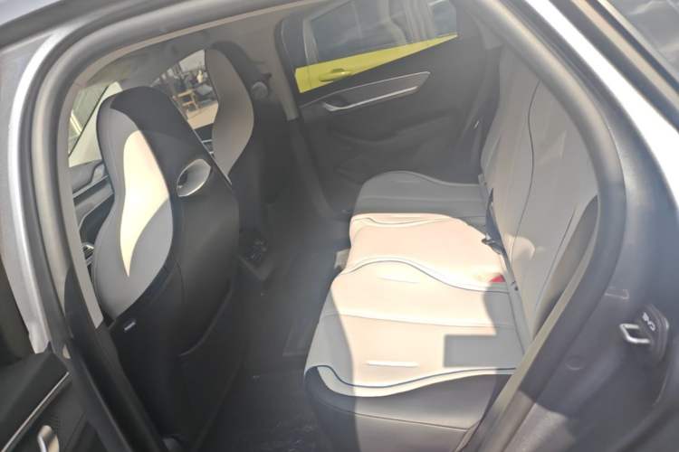Used BYD Destroyer 05 2024 HONOR Edition DM-i 55KM Luxury Model Left Rear Seat