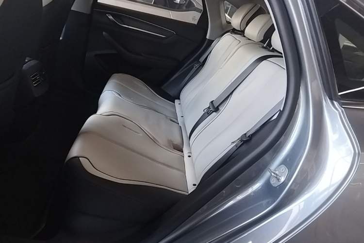 Used BYD Destroyer 05 2024 HONOR Edition DM-i 55KM Luxury Model Left Rear Seat