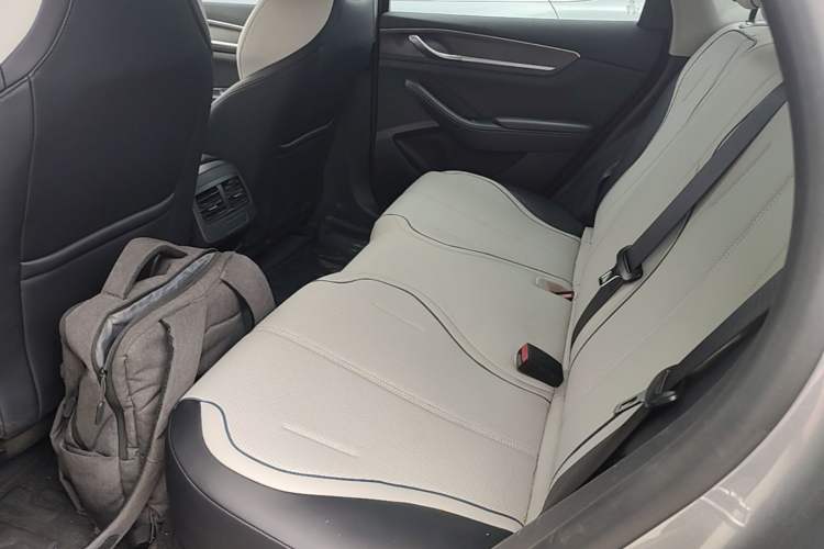 Used BYD Destroyer 05 2024 HONOR Edition DM-i 55KM Luxury Model Left Rear Seat