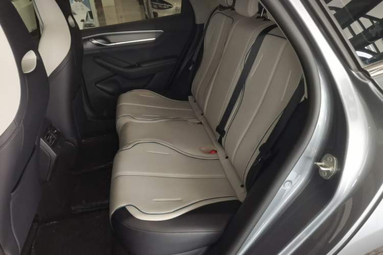 Used BYD Destroyer 05 2024 HONOR Edition DM-i 55KM Luxury Model Left Rear Seat