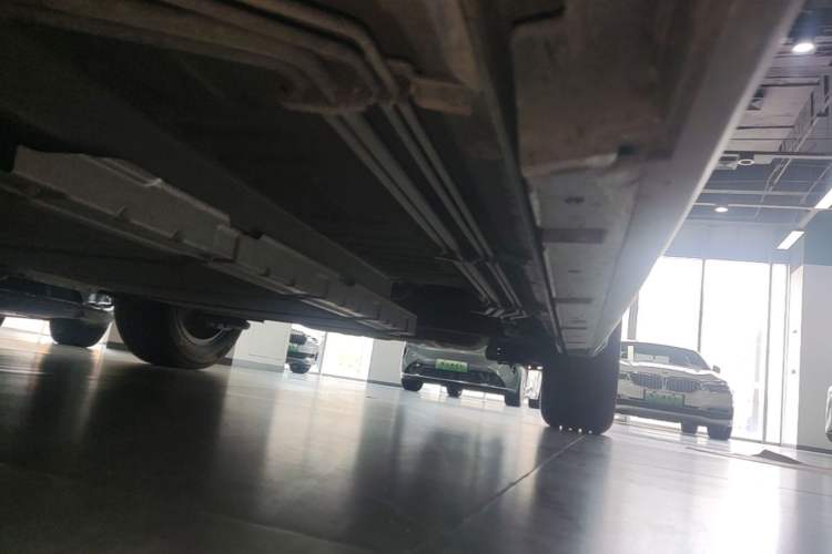 Used BYD Destroyer 05 2024 HONOR Edition DM-i 55KM Luxury Model Left Side Sill