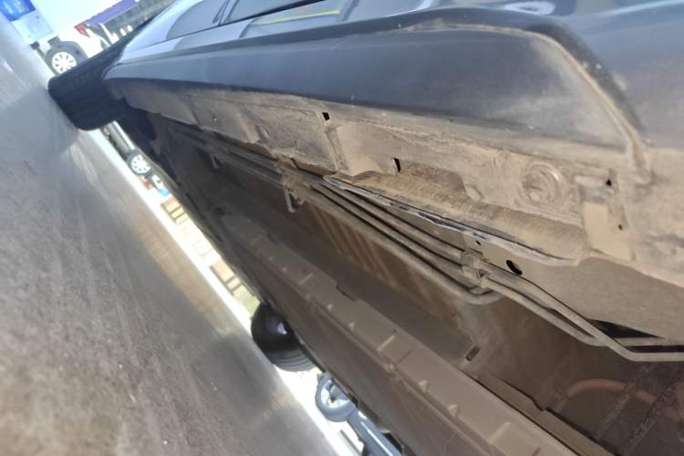 Used BYD Destroyer 05 2024 HONOR Edition DM-i 55KM Luxury Model Left Side Sill