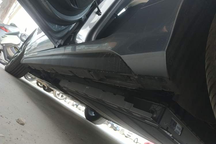 Used BYD Destroyer 05 2024 HONOR Edition DM-i 120KM Flagship Model Left Side Sill