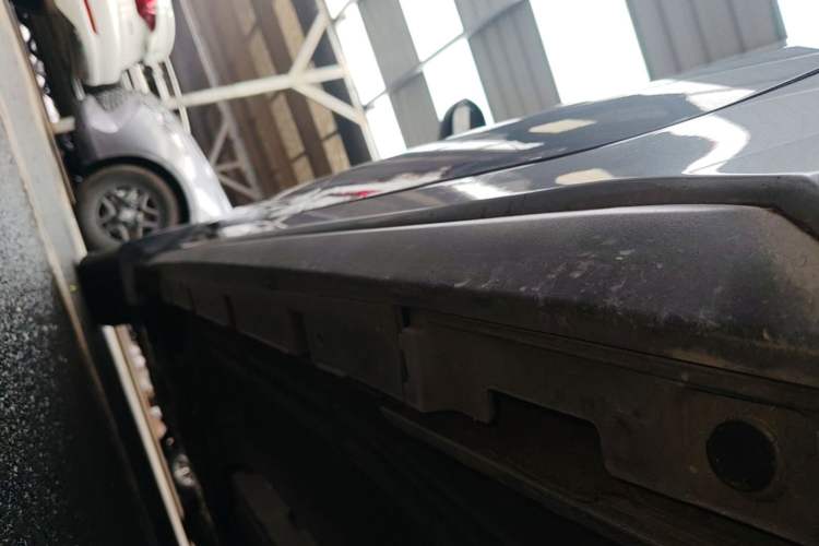 Used BYD Destroyer 05 2024 HONOR Edition DM-i 55KM Luxury Model Left Side Sill