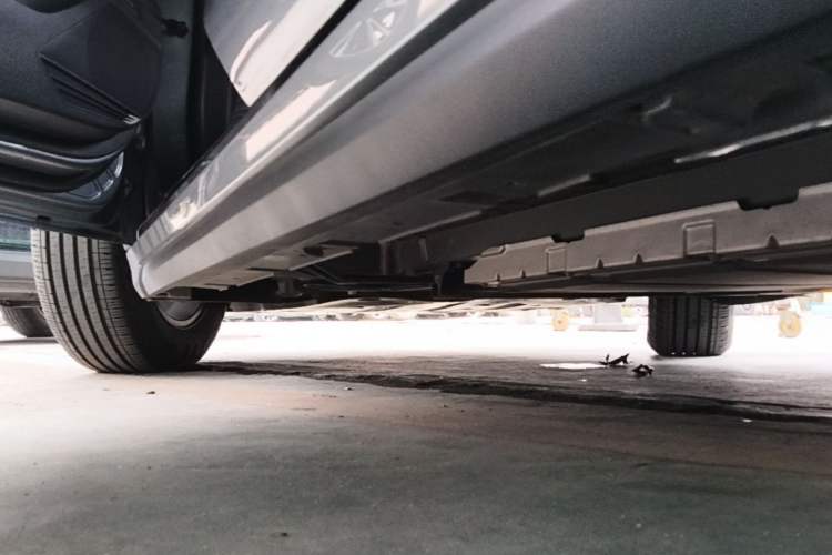 Used BYD Destroyer 05 2024 HONOR Edition DM-i 55KM Luxury Model Left Side Sill