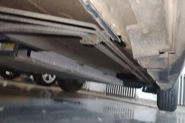 Used BYD Destroyer 05 2024 HONOR Edition DM-i 55KM Luxury Model Left Side Sill