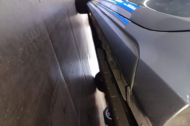 Used BYD Destroyer 05 2024 HONOR Edition DM-i 55KM Luxury Model Left Side Sill