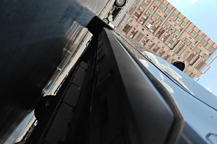 Used BYD Destroyer 05 2024 HONOR Edition DM-i 120KM Prestige Model Left Side Sill