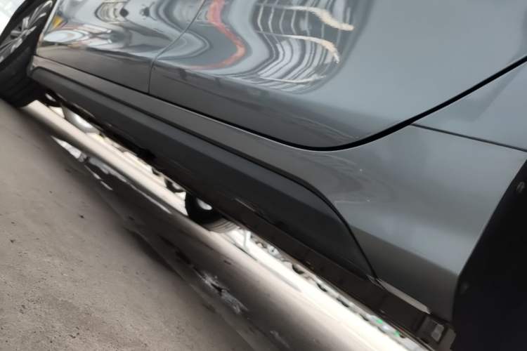 Used BYD Destroyer 05 2024 HONOR Edition DM-i 55KM Luxury Model Left Side Sill